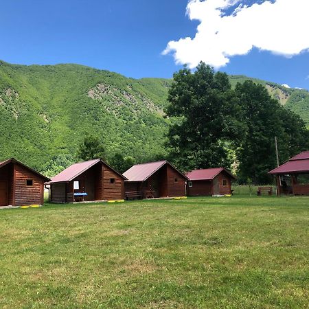 Bungalows-Oaza Vuthaj Exteriér fotografie